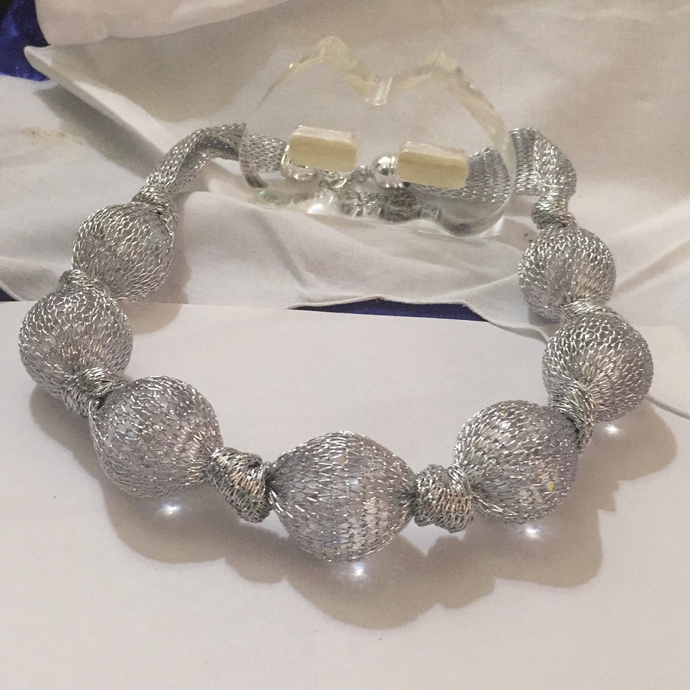 Silver ball made with nice nets cotton - Picture 6 of 8